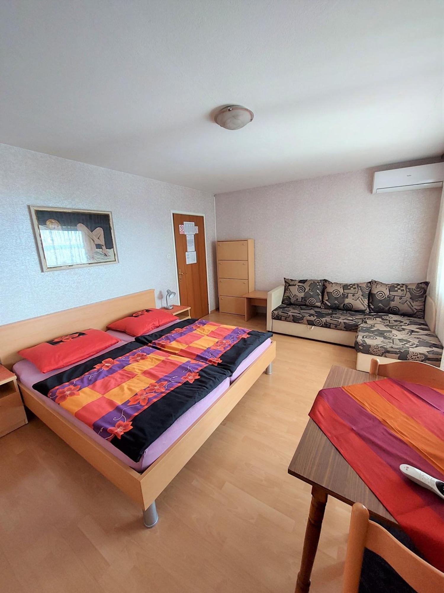 Sobe Crikvenica 29926 - Mileva Hotel Стая снимка