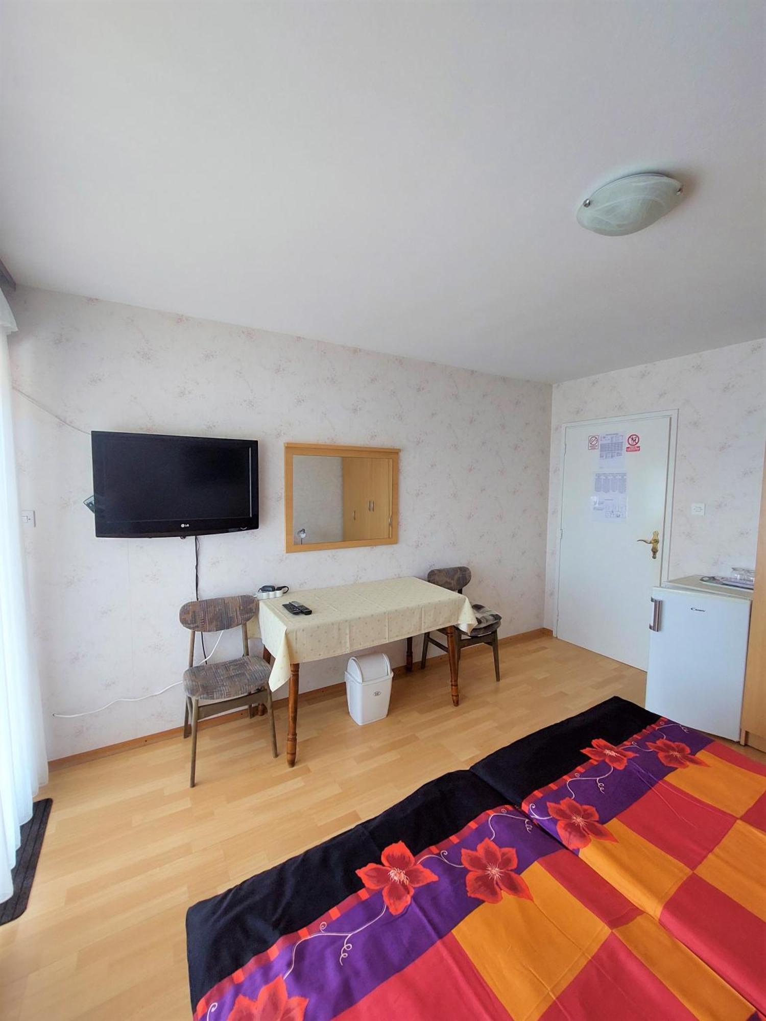 Sobe Crikvenica 29926 - Mileva Hotel Стая снимка