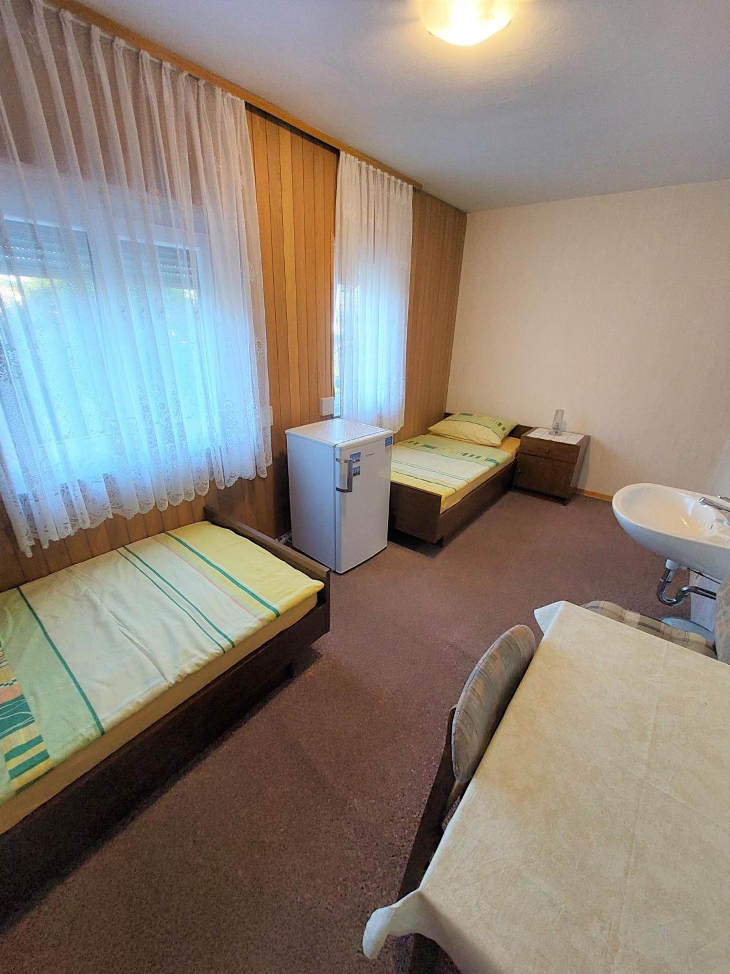 Sobe Crikvenica 29926 - Mileva Hotel Стая снимка